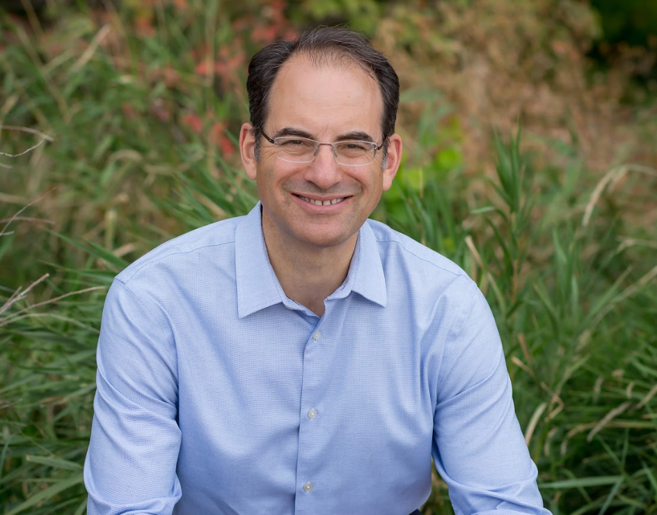 Phil Weiser and Omar together at an Aurora event